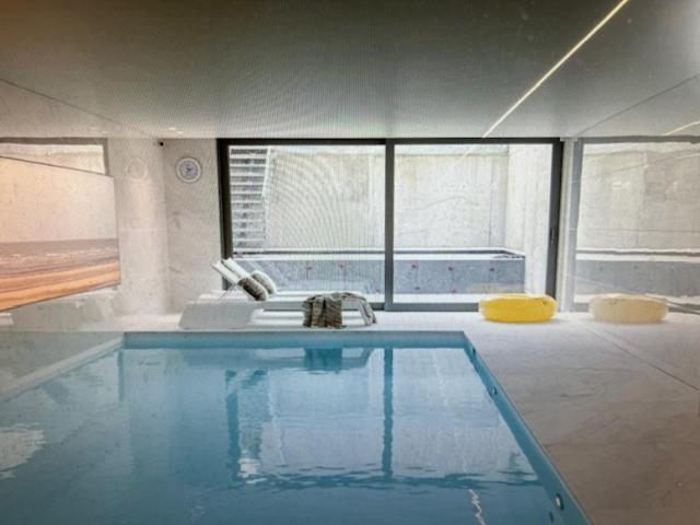 Schravenhoek Met Indoorzwembad En Sauna Veurne Exterior photo