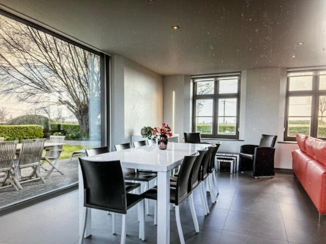 Schravenhoek Met Indoorzwembad En Sauna Veurne Exterior photo