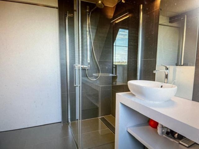 Schravenhoek Met Indoorzwembad En Sauna Veurne Exterior photo